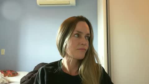 Anny online show from September 26, 4:26 pm