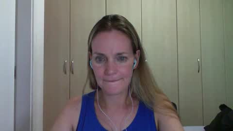 Anny online show from February 28, 10:06 pm