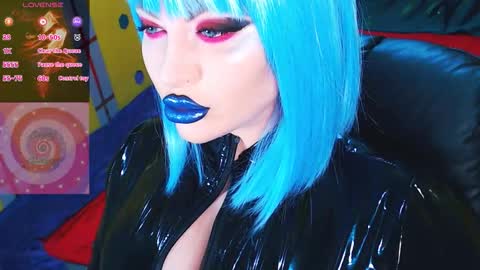 Roxy online show from December 5, 3:24 pm