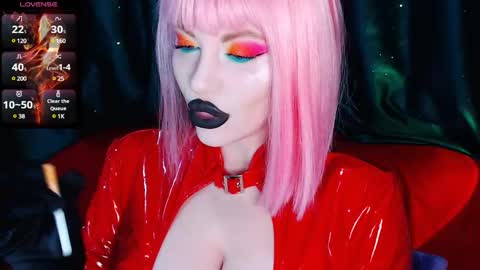 Roxy online show from December 18, 12:07 pm