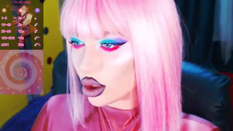 Roxy online show from September 20, 5:00 pm