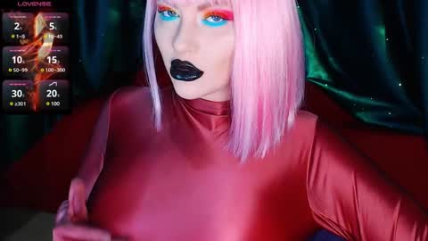 Roxy online show from February 18, 1:11 pm