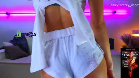 crazzy cherry online show from January 2, 7:12 am