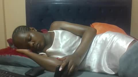 verah online show from December 13, 8:04 pm