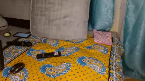 Taurus04 online show from September 25, 9:08 am