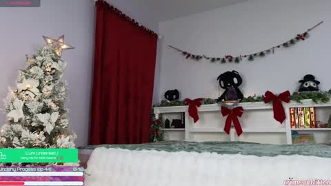 Crimson Kitten online show from December 14, 5:18 am