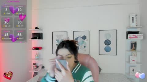 Cristal online show from February 2, 4:05 am