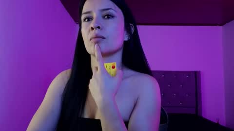  Alejandra from Wednesday to Saturday from 1000 pm to 400 am Colombian hour online show from December 16, 6:08 am