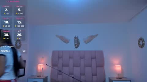 Snapshot of cristalmunez chatting on December 16, 2:15 am cristal online show from December 16, 2:15 am