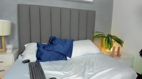 C R I S T I N A online show from February 3, 12:43 pm