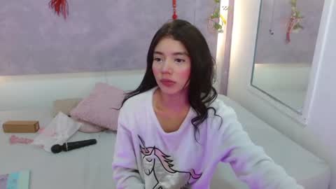 Snapshot of cristinnray chatting on October 5, 12:04 am Cristin online show from October 5, 12:04 am
