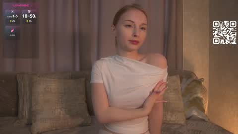 Rina online show from November 26, 9:54 am