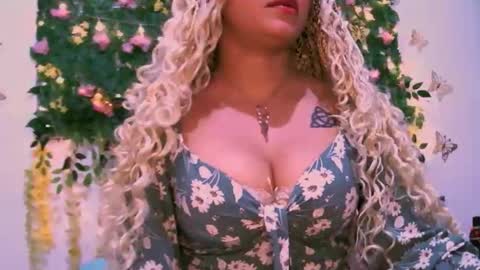 crysrus online show from November 6, 2:06 am