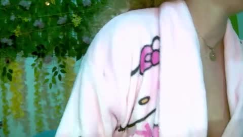 crysrus online show from March 29, 2:54 am