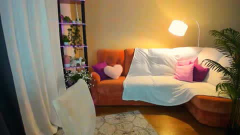 Anna online show from September 20, 7:12 pm