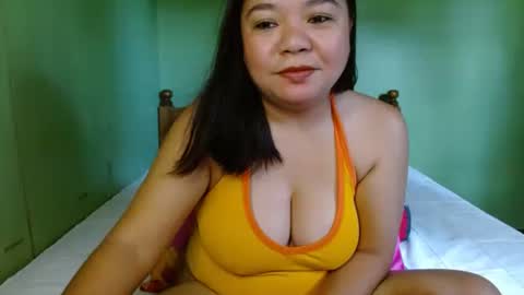 Snapshot of crystal_april chatting on September 26, 3:15 am Crys online show from September 26, 3:15 am