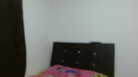 Snapshot of crystal_starx chatting on February 27, 9:58 pm Crystal Blaze online show from February 27, 9:58 pm