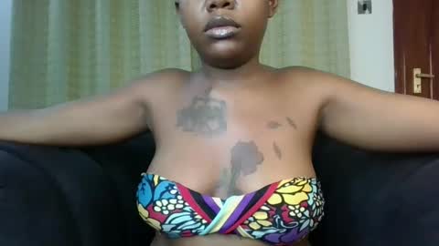 crystal_viv_1 online show from March 12, 3:02 am