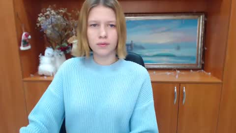 Stella online show from January 18, 7:49 am