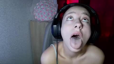 Kristina online show from December 17, 1:07 am