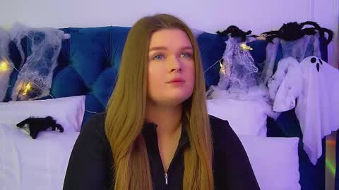 Crystal online show from November 1, 8:29 am