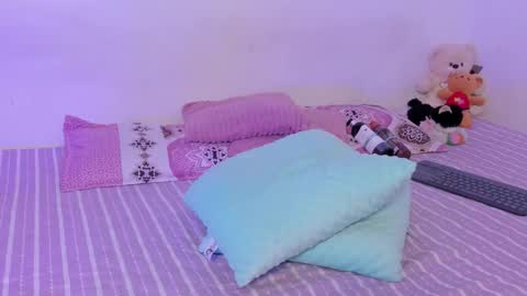 Soy Crystal online show from October 24, 3:52 pm