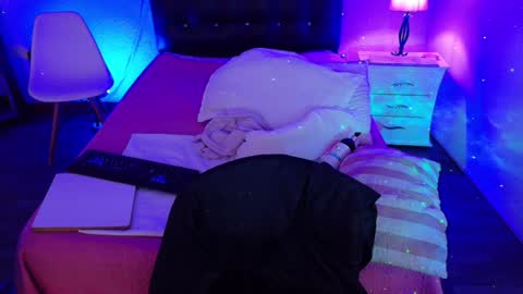 cuckoldlover69_ online show from February 7, 3:02 am