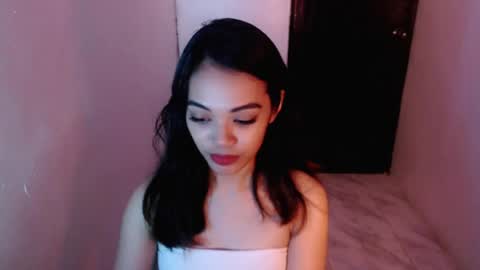 cuddlepunk_bubble online show from May 29, 5:22 pm