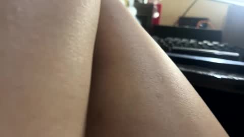 im KIM new girl to spoil online show from February 25, 1:21 pm