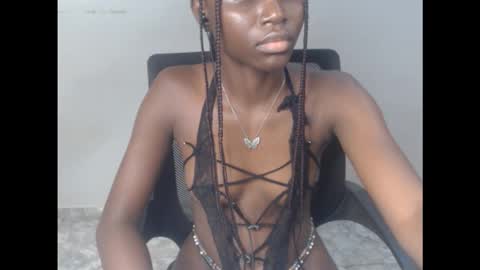 sophie online show from September 24, 10:03 am