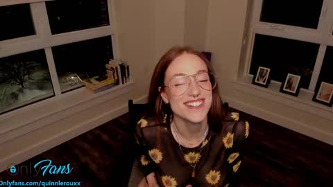Snapshot of cum_with_quinn chatting on February 17, 2:42 am Quinn online show from February 17, 2:42 am
