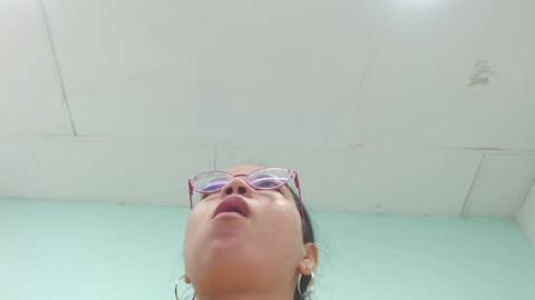 Snapshot of cumontitsxxx chatting on March 5, 11:28 am Cumontitsxxx online show from March 5, 11:28 am