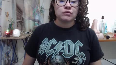 Vannesa online show from March 30, 8:30 pm