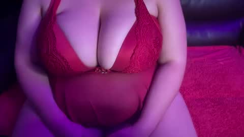 Snapshot of curlykaii55 chatting on February 23, 6:12 am Kay online show from February 23, 6:12 am