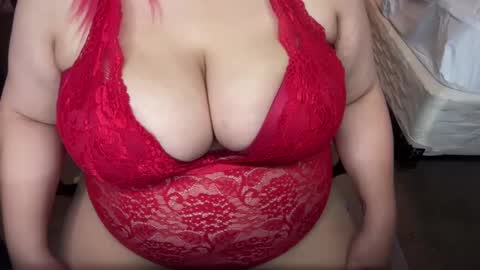 Snapshot of curlykaii55 chatting on December 5, 3:59 am Kay online show from December 5, 3:59 am