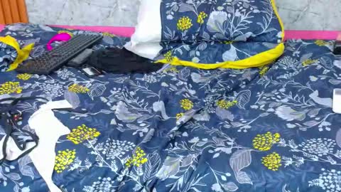 curvyhomebebe online show from February 4, 6:49 am