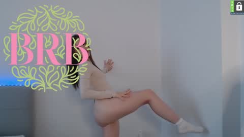 Snapshot of cute_beauty chatting on January 28, 1:27 pm Amanda online show from January 28, 1:27 pm