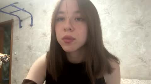 Snapshot of cute_beauty chatting on September 24, 5:45 pm Amanda online show from September 24, 5:45 pm