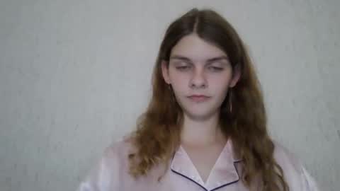 Snapshot of cute_kitte chatting on December 15, 6:04 pm cute_kitte online show from December 15, 6:04 pm