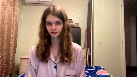 Snapshot of cute_kitte chatting on September 29, 7:08 pm cute_kitte online show from September 29, 7:08 pm