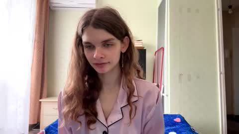 Snapshot of cute_kitte chatting on October 3, 6:40 am cute_kitte online show from October 3, 6:40 am