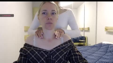 cute_lion_ online show from October 13, 6:32 pm