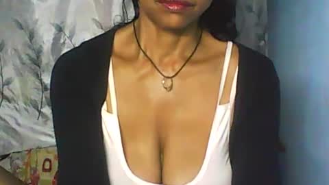 murielle online show from March 9, 6:11 pm