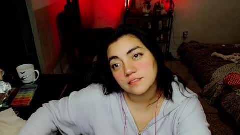 Snapshot of cuteambervi chatting on October 16, 12:24 am Princess Amber online show from October 16, 12:24 am