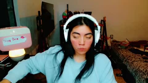 Snapshot of cuteambervi chatting on January 20, 12:36 am Princess Amber online show from January 20, 12:36 am
