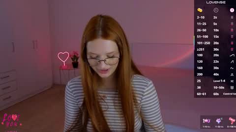Snapshot of cuteariel7 chatting on October 3, 6:46 pm Ariel online show from October 3, 6:46 pm
