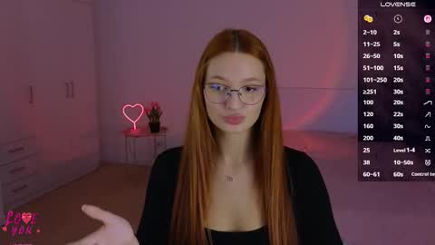 Snapshot of cuteariel7 chatting on October 9, 4:44 pm Ariel online show from October 9, 4:44 pm