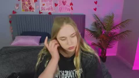 Amyy online show from July 8, 12:57 am