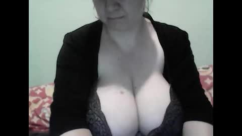 Snapshot of cutejessytom chatting on January 24, 6:57 am Jessy online show from January 24, 6:57 am