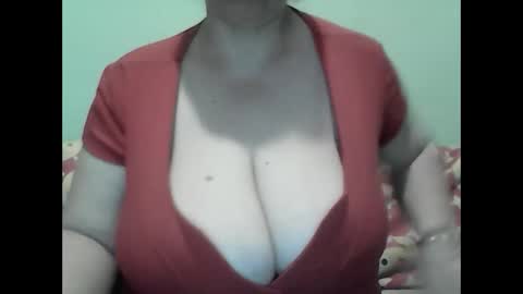 Snapshot of cutejessytom chatting on February 8, 8:42 am Jessy online show from February 8, 8:42 am